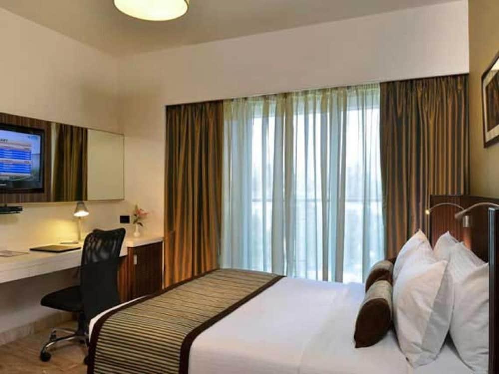 Hotel Residency Sarovar Portico Mumbai