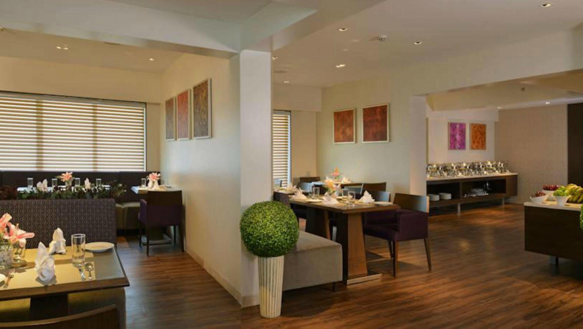 Hotel Residency Sarovar Portico Mumbai