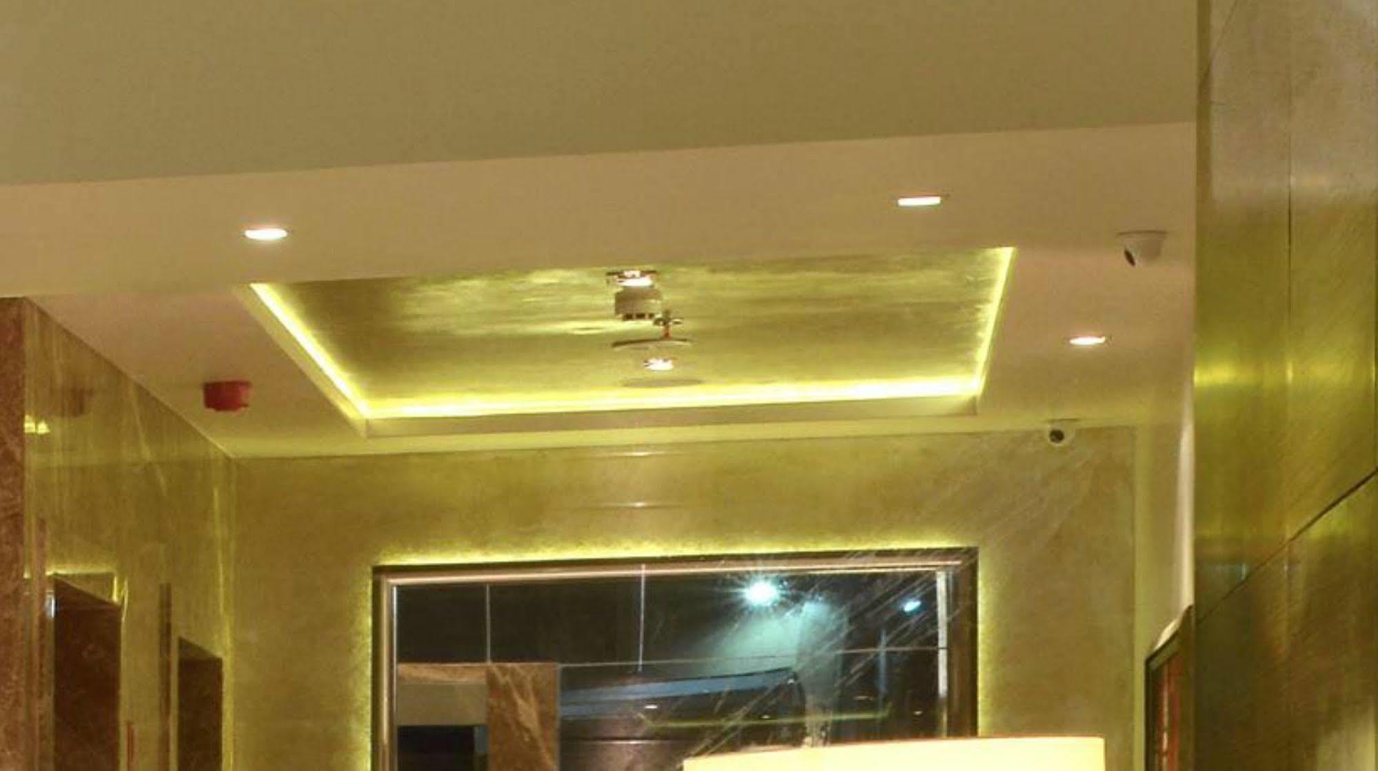 Hotel Residency Sarovar Portico